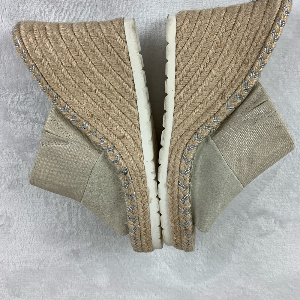 Toms Cream Wedges - Picture 6 of 7